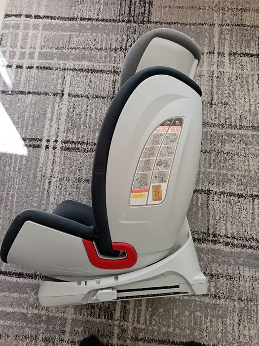 Vând scaun auto pentru copil.  Wunderkid