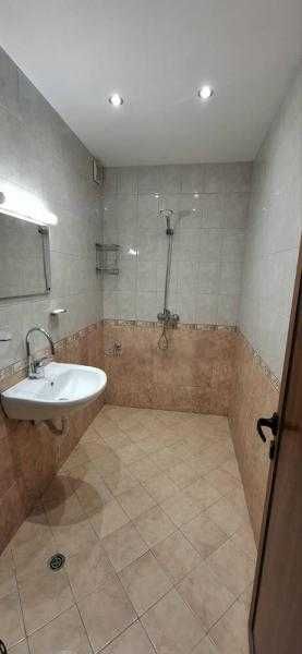 Дава се под наем Двустаен апартамент в Бургас, Възраждане - 70 кв.м за 382.5 € - Снимка #6