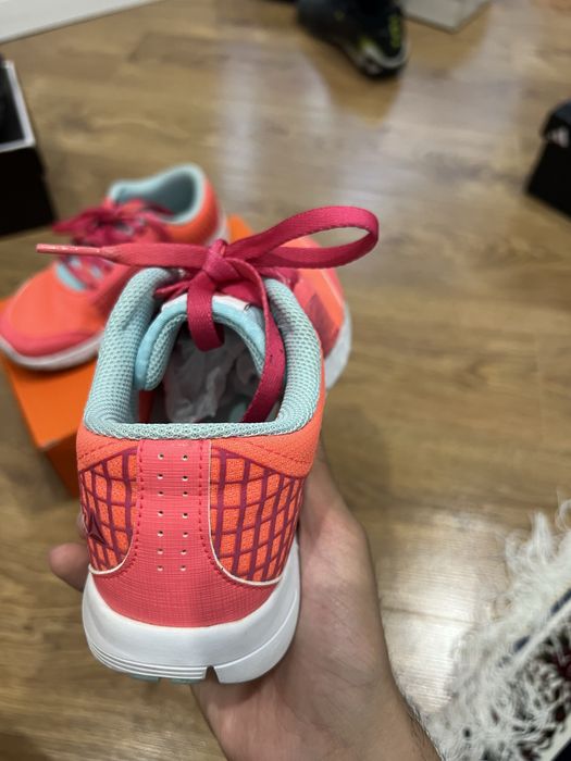 Reebok кросовки, женский