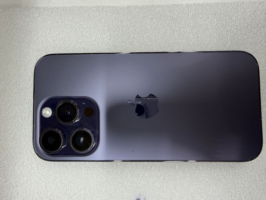 Продам айфон 14про память 128гб