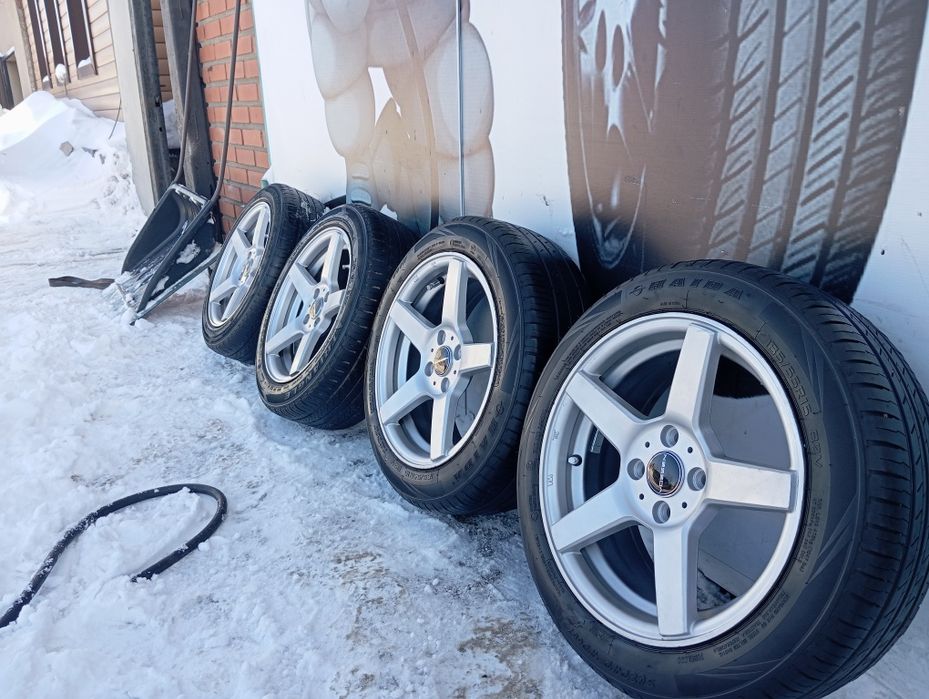 Диски с резиной на ВАЗ