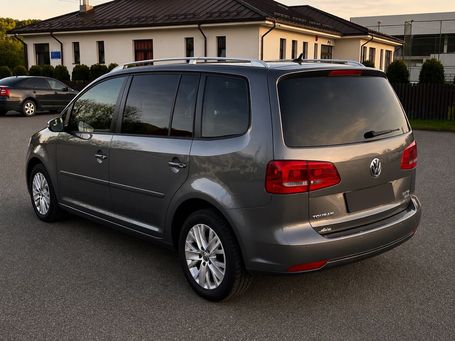 Volkswagen Touran 2.0 TDI BlueMotion – 2014 – FULL OPȚIUNI – 5 Locuri