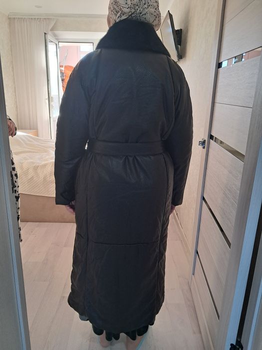 Продам осенний/зимний  плащ