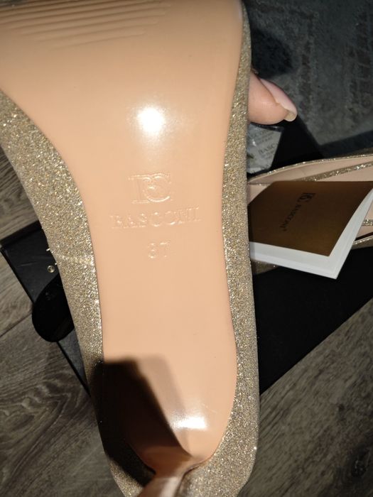 Туфли новые Basconi