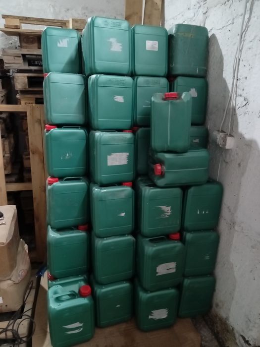 канистры из под растворителя 10 л