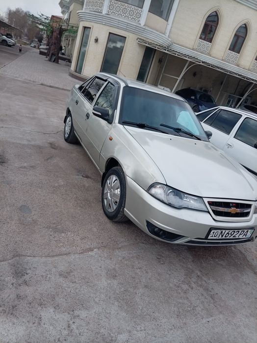 Срочна Нексия 2 сотилади 2009