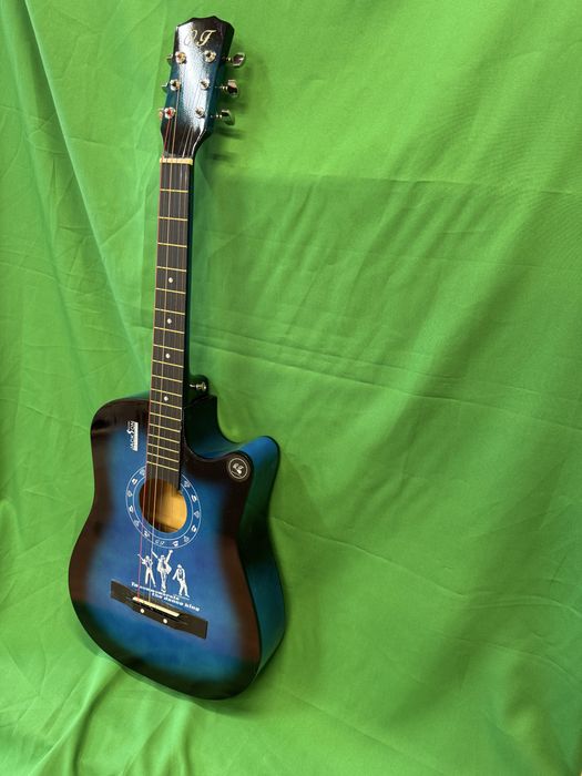 Гитара новая акустическая