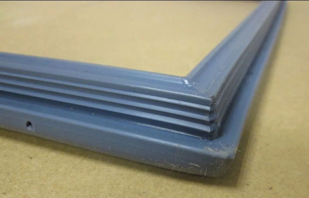 Уплотнитель дверей пароконвектомата пка 10-11 ПМ