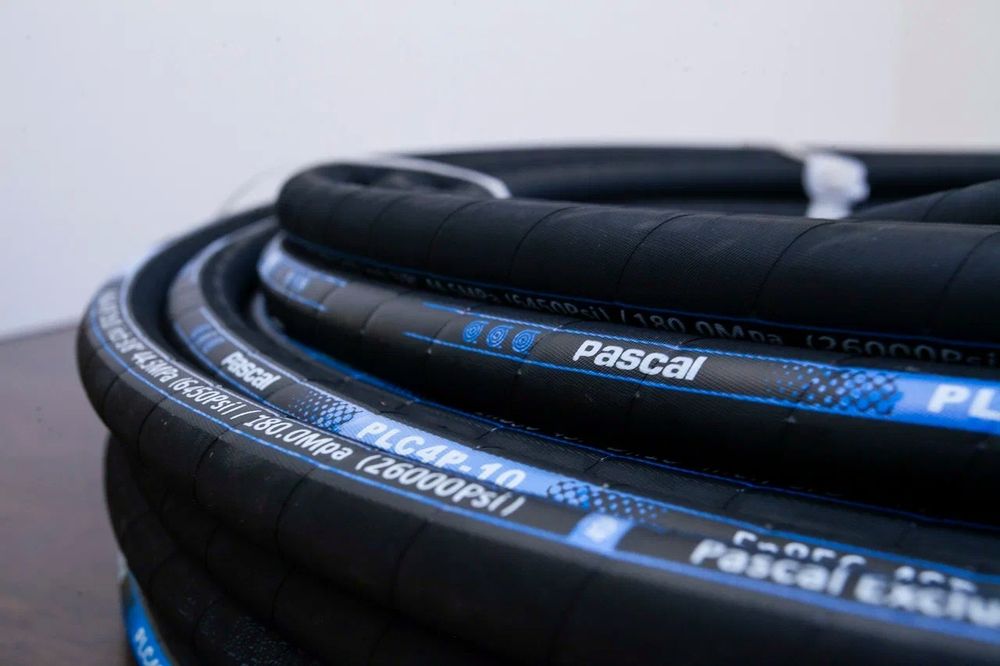 РВД и комплектующие (адаптеры фитинги муфты)