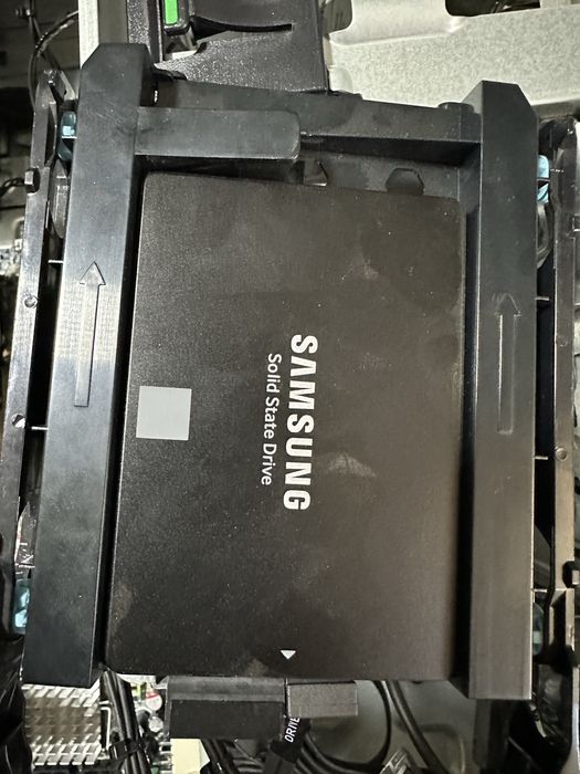 Workstation HP Z420 | Intel Xeon, 8GB RAM, Nvidia Quadro, Windows 11 Pro