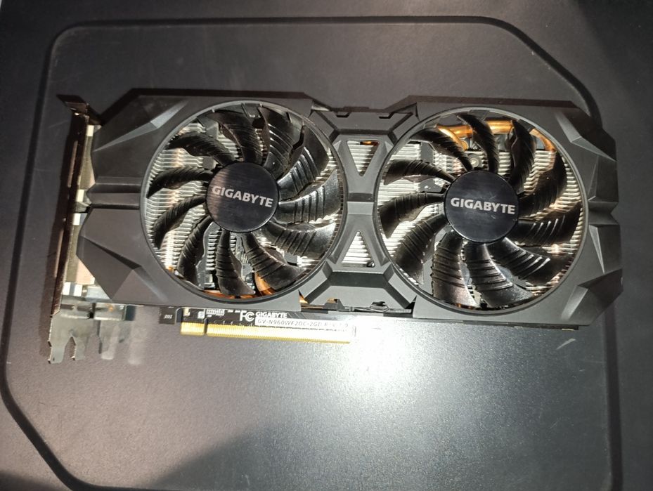 Продам видеокарту NVIDIA Gigabyte GeForce GTX 960 4GB