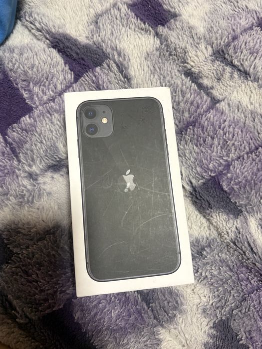 Продам Iphone 11