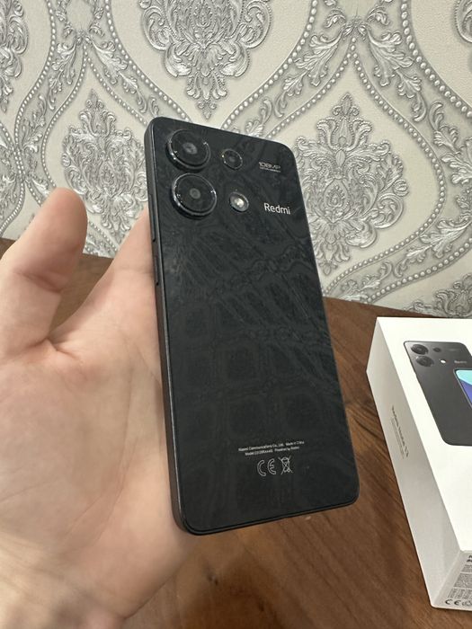 Redmi Note 13 8/256 GB, ideal telefon