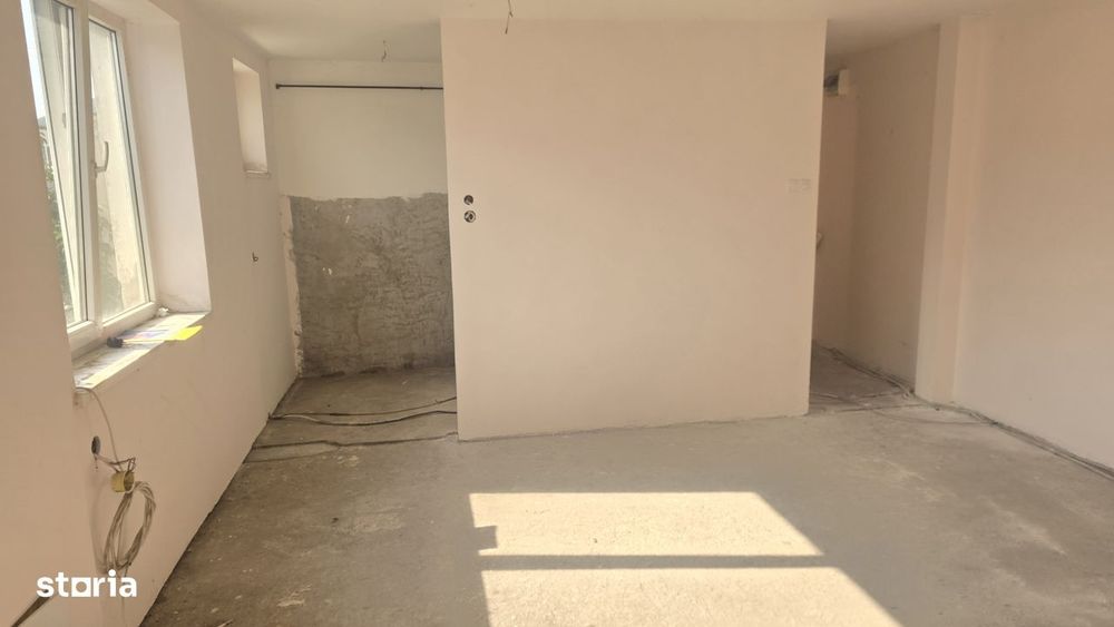 Vand apartament cu 2 camere in Deva, zona Dacia,