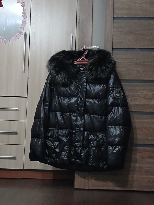 Продам зимнию куртку
