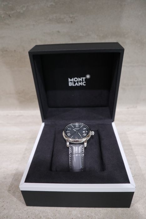 Часовник Montblanc Star Legacy 126105