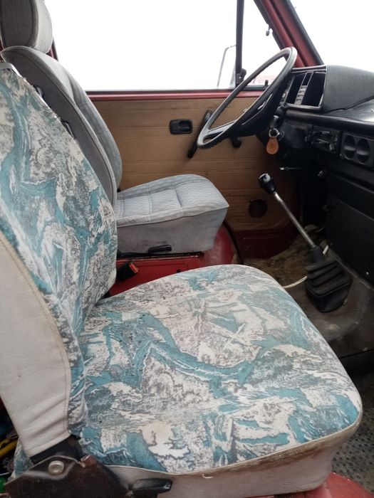 VOLKSWAGEN Caravelle 0 — imagine 4