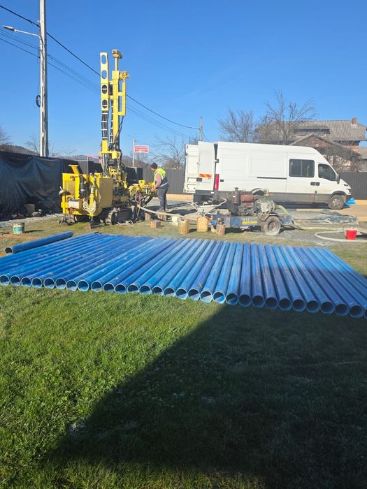 Foraje puturi manul si mecanizat