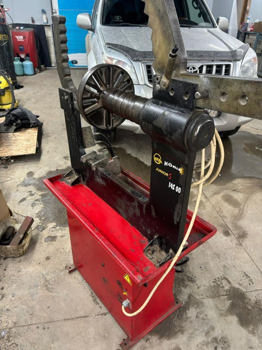 Правочный станок для дисков