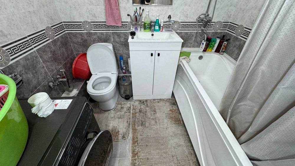 Фрунзиский KIUF 2 қаватда 5 хонали квартира сотилади. ID: 1519