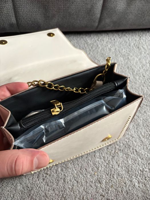 Луксозна дамска чанта