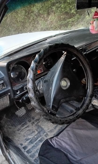 Gaz 2410 pikab sotiladi