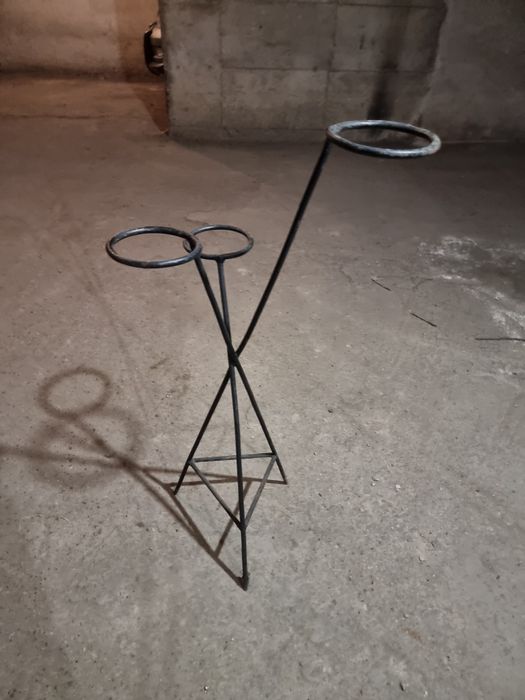 Цветарници от дебело желязо