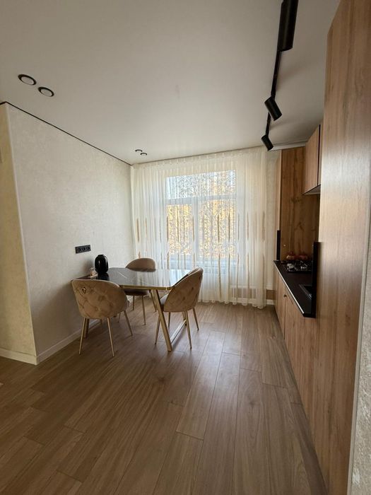 Продам 2х ком Туркистанская