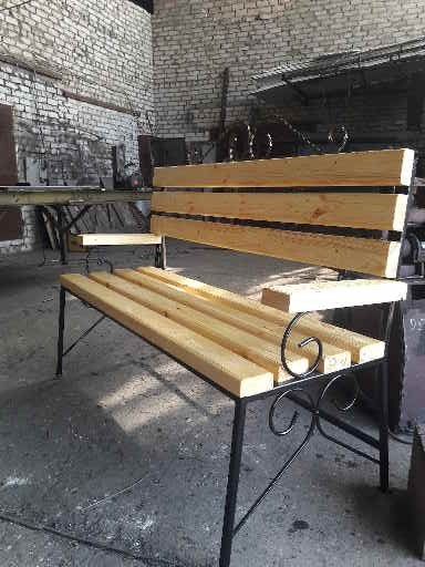 Скамейкий в наличий