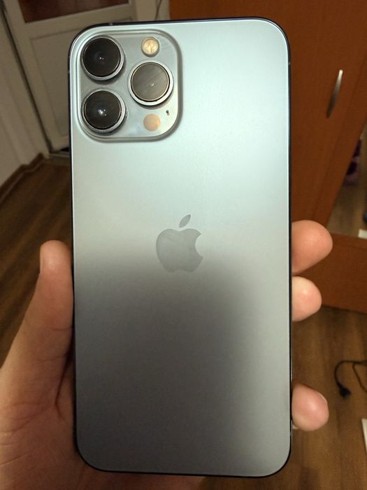 Vand/schimb Iphon 13pro max pacific blue