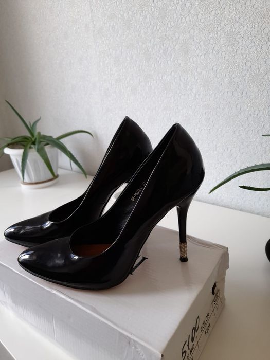 Продаётся б/у вещи