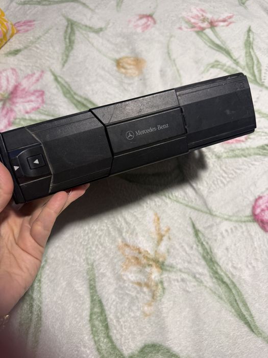 CD чейнджър changer за Мерцедес оригинален