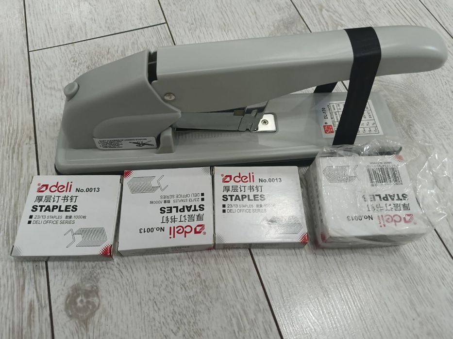 Продам степлер до 60листов + скобы