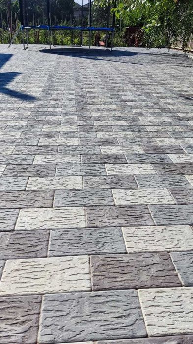 Брусчатка высокого качества.