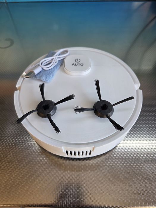 Мини робот прахосмукачка