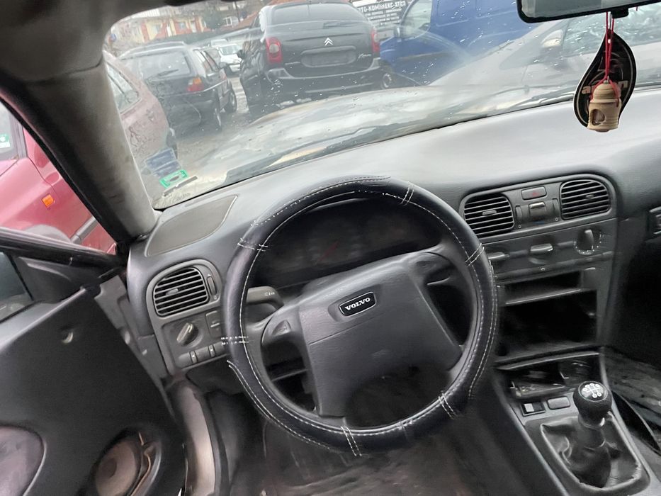 Волво с40 1.6 105кс 1999г На Части