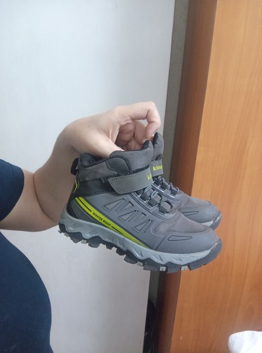 Продам ботинки мальчику, состояние хорошее