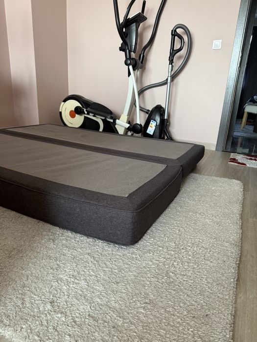 Разгегателен диван от Юск