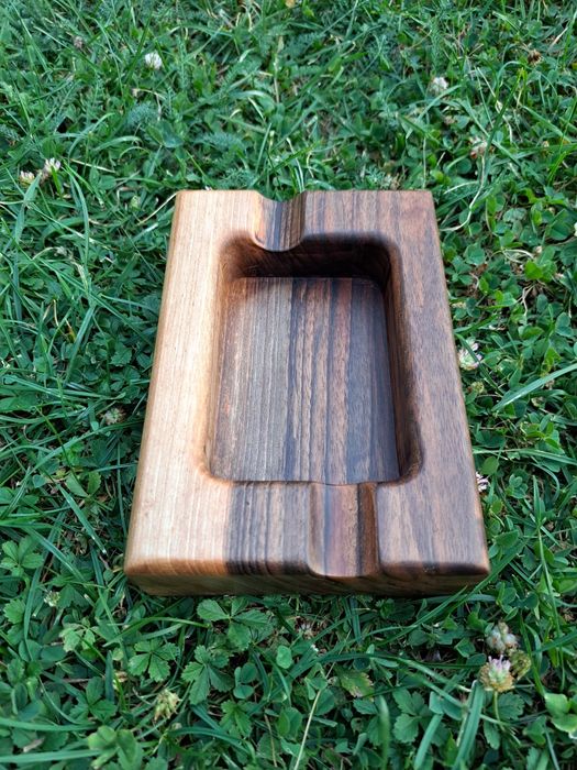 Дървен пепелник за пури