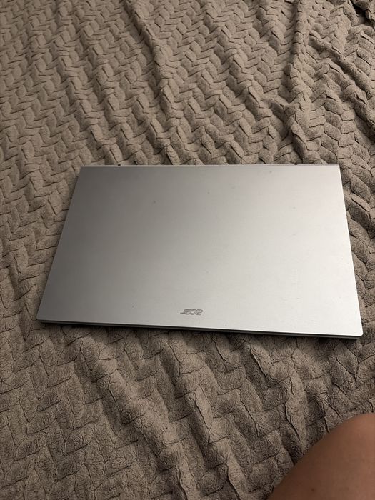 Acer Aspire 3 / I5 1235U / 8gb / 500GB