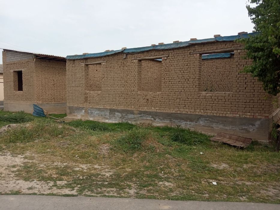 Yer sotiladi 4 sotix  planirovka qilingan