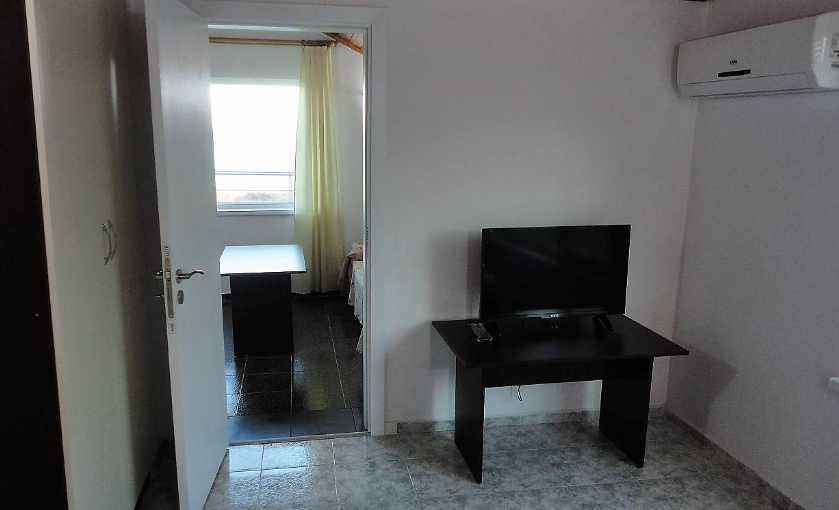 Дава се под наем Двустаен апартамент в Бургас, Крайморие - 70 кв.м за 180 € - Снимка #4