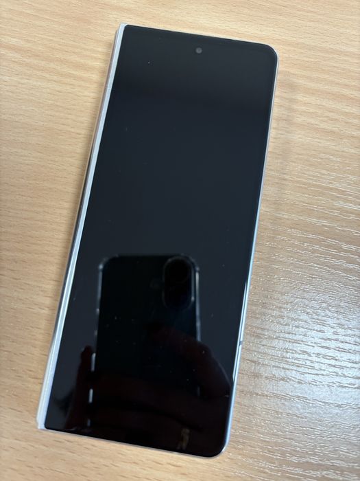 продам самсунг фолд 5