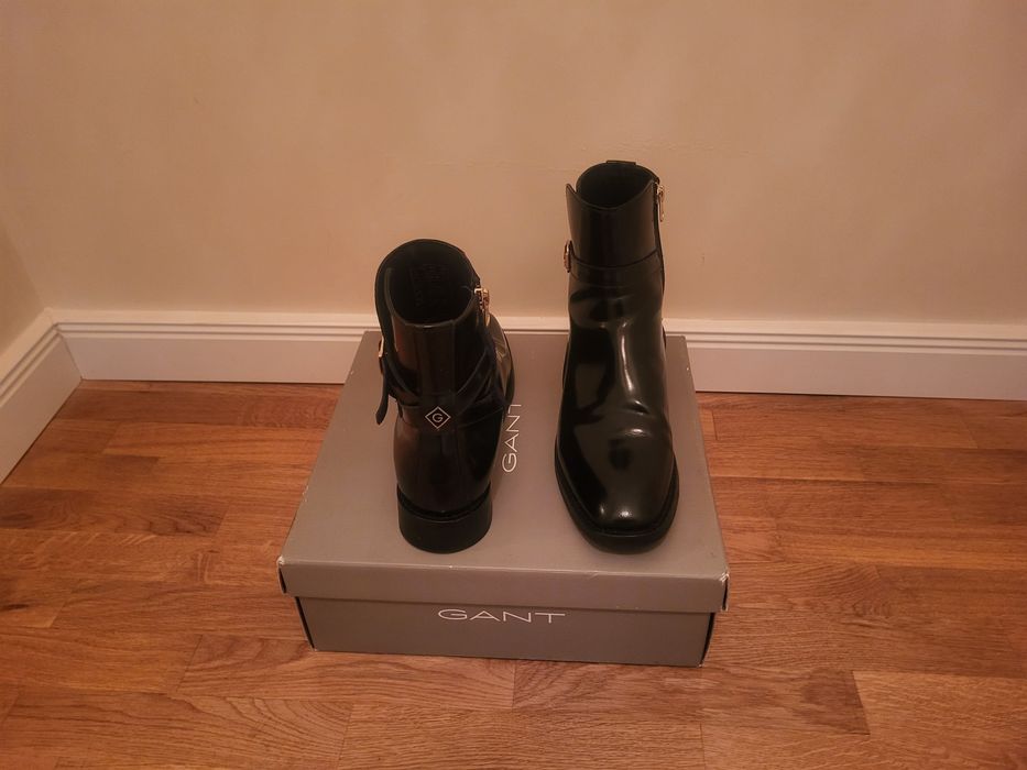 GANT  Chelsea боти + GUESS  чанта