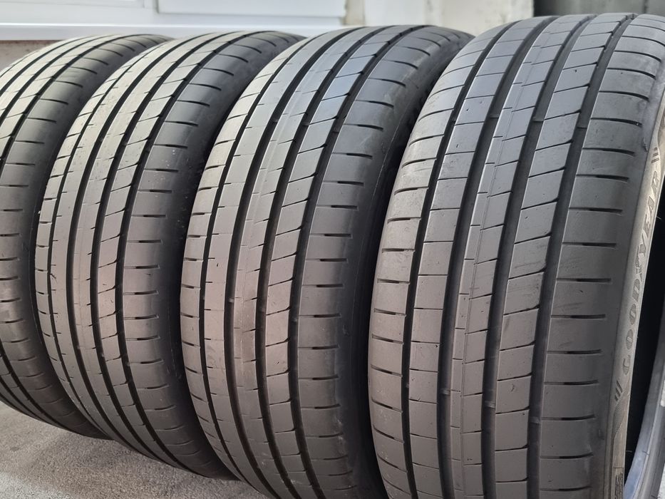 "Dot 22" 205/45/17 Dunlop 4Броя: 350лв 6.5мм