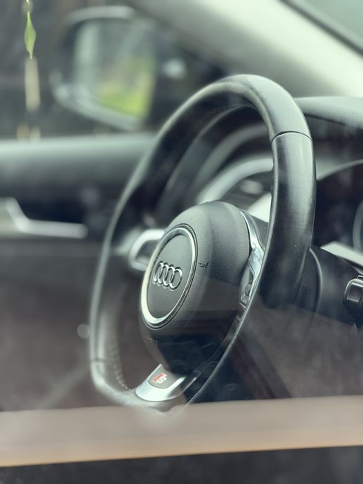 audi a4 b8 limo 2011 2.0d