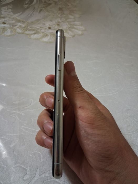 iPhone xs.        ,
