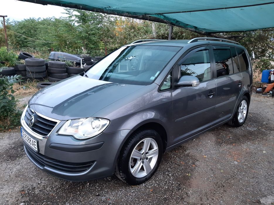 VW TOURAN 1.9 TDI-105к.с.-6 скорости  7- МЕСТЕН
