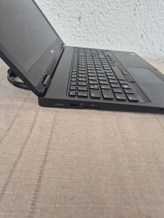 Laptop Dell i5-7th ssd ddr4 usb-c