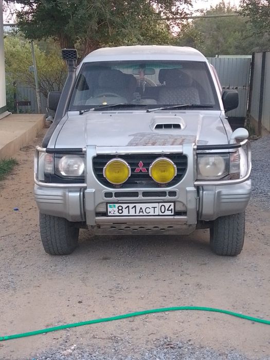 Продам Митсубиси паджеро 2